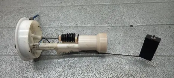 Volkswagen Caddy Fuel level sensor 