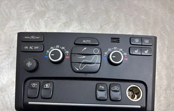 Volvo XC90 Climate control unit 30782329