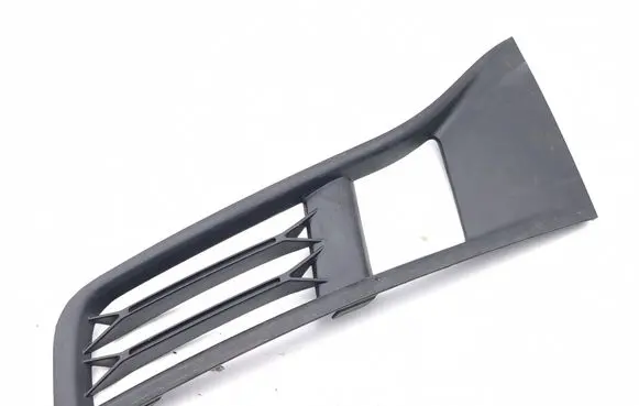 Citroen C-Crosser Front bumper lower grill 6402A115