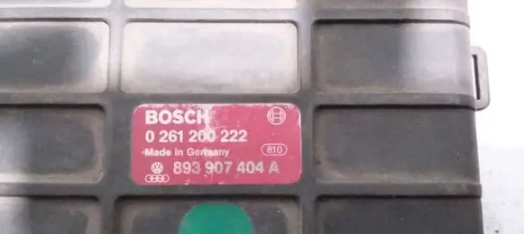 Volkswagen PASSAT B3 Engine control unit/module 893907404A 061200222