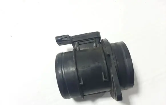 Volkswagen Golf VII Mass air flow meter 04L906461B