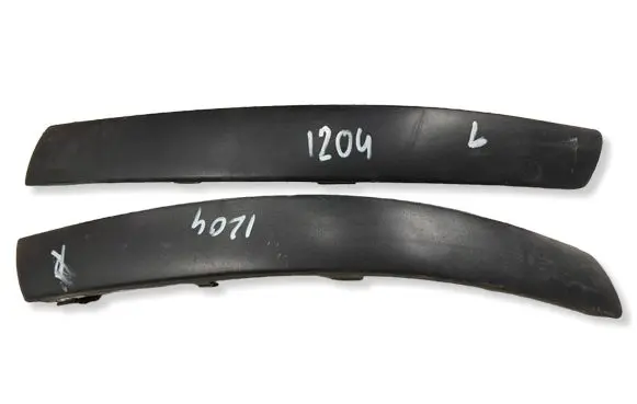 Volkswagen PASSAT B5.5 Front bumper splitter molding 3B0807718D 3B0807717D