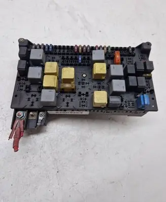 Mercedes-Benz ML W163 Fuse box set 1635450205 08200101