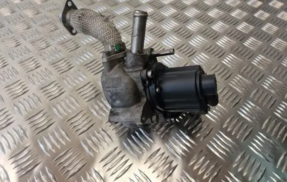 Audi A8 S8 D3 4E EGR valve 057131501D