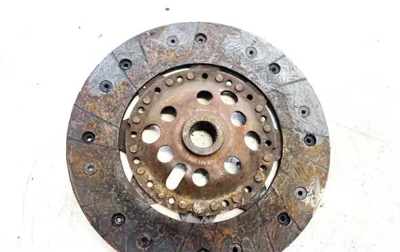 Volkswagen Polo Clutch pressure plate 028141036l