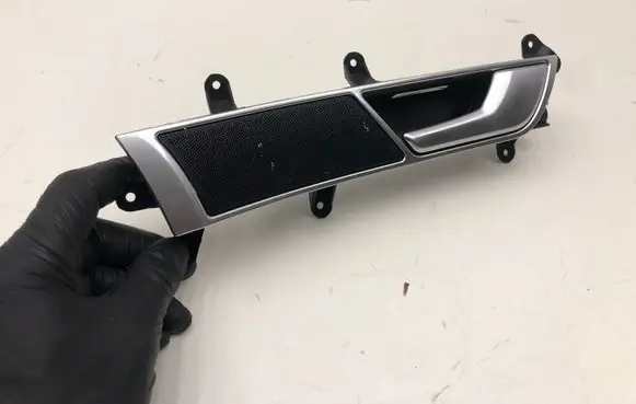 Audi A6 S6 C6 4F Front door interior handle 4F0837020B