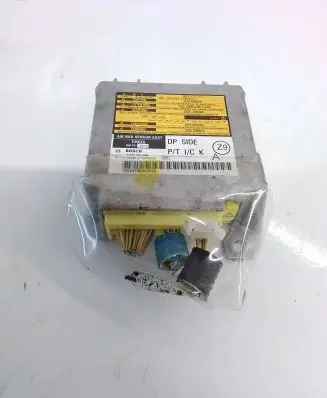 Lexus IS 220D-250-350 Airbag control unit/module 8917053110 0285001904 19040705805520