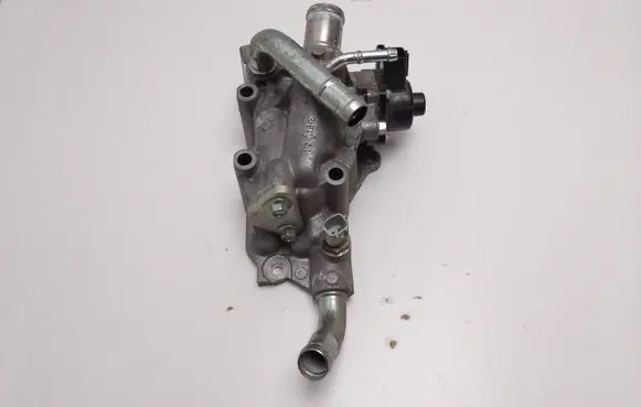 Nissan Note (E12) Other engine bay part