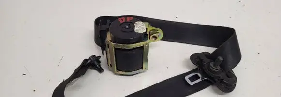 BMW 5 E60 E61 Front seatbelt
