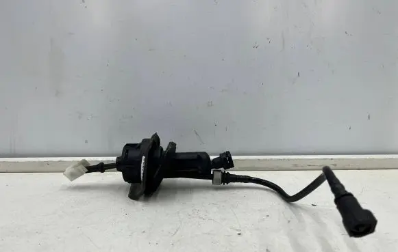 Ford C-MAX I Clutch slave cylinder 3m51-7a543-af