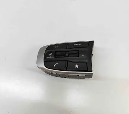 KIA Sportage Steering wheel buttons/switches 96710P1040 96710P1040WK