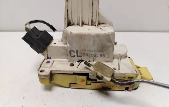 Ford Focus Rear door lock XS41A26413