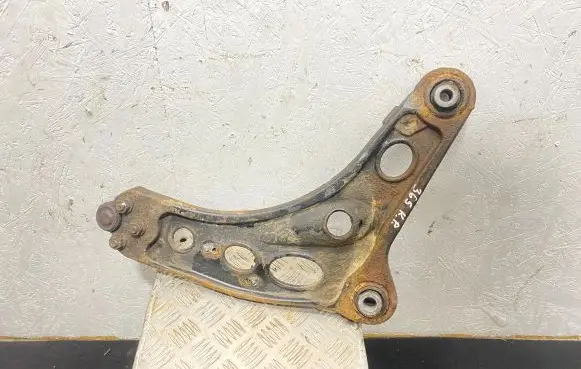 Renault Trafic III (X82) Front lower control arm/wishbone