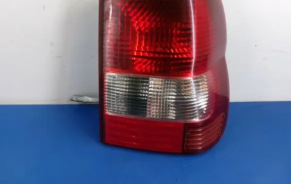 Mitsubishi Pajero Pinin Rear/tail lights