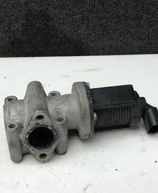 Opel Astra H EGR valve 55204250
