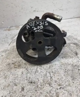 Toyota Avensis T250 Power steering pump