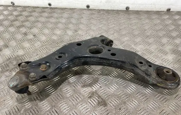 Toyota Auris E180 Front lower control arm/wishbone