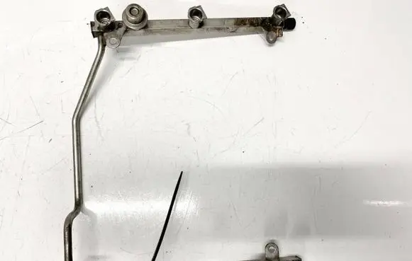 Mercedes-Benz CLS C219 Fuel main line pipe