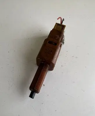 Nissan Qashqai Clutch pedal sensor 