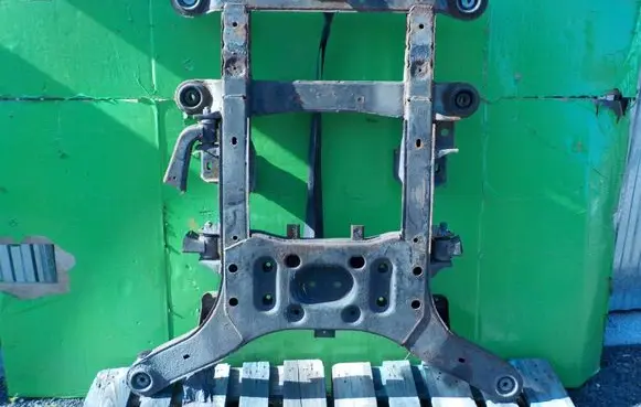 SsangYong Rodius Front axle beam PRZOD 13AB24