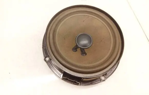 Volkswagen PASSAT B6 Front door speaker 3C0035453