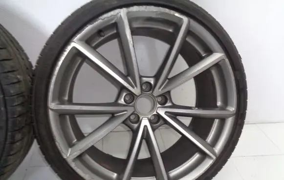 R20 alloy rim