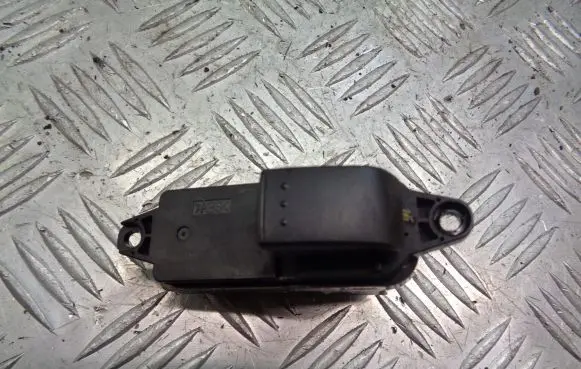Mazda 6 Quarter vent window switch 