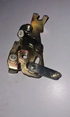 Ford Escort Rear door lock 95AGV431A38AA