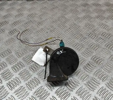 BMW 7 E38 Horn signal 7163977