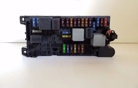 Mercedes-Benz E W211 Fuse module 2115453801