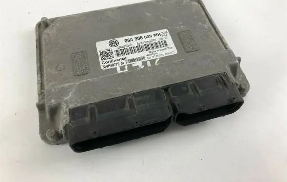 Volkswagen Golf VI Other control units/modules 06A906033MH H716