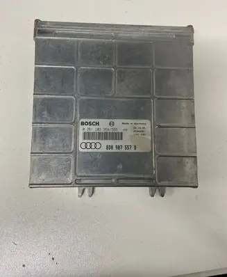Audi A4 S4 B5 8D Engine control unit/module 8D0907557B 0261203554 26SA3901