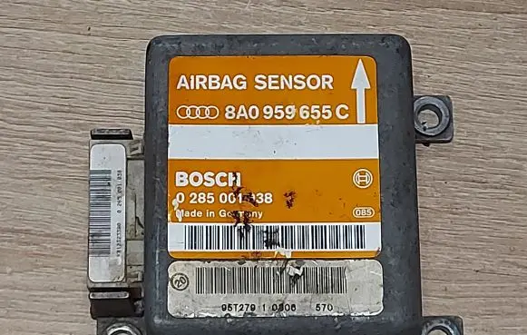Audi A4 S4 B5 8D Airbag control unit/module 8A0959655C