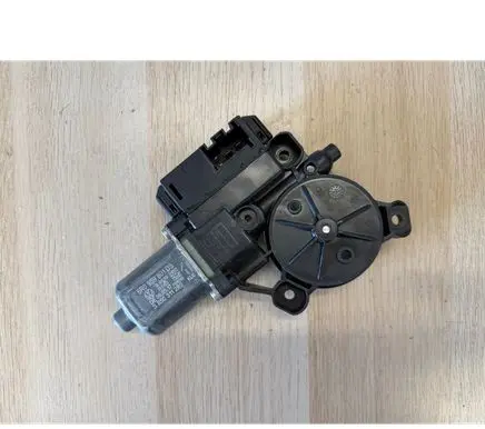 Seat Ibiza IV (6J,6P) Front door manual window regulator 6R0959801DS