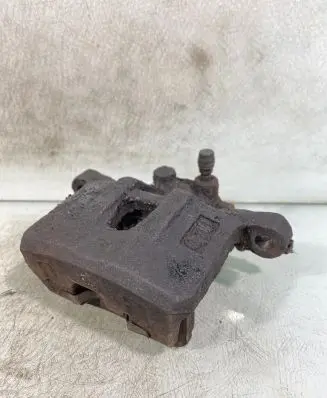 Mitsubishi Outlander Rear brake caliper
