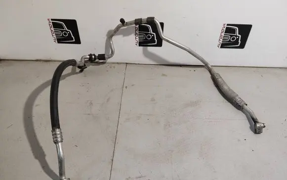 Volkswagen Touran II Air conditioning (A/C) pipe/hose 1T0820743BR