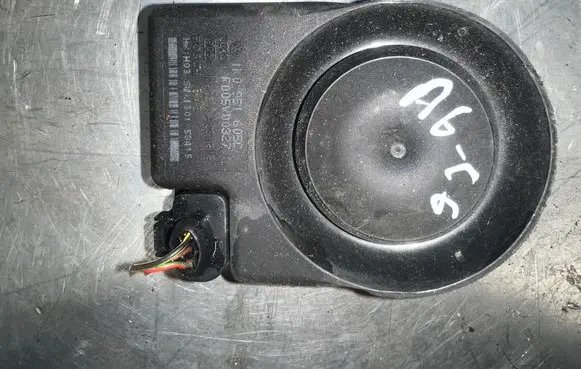 Audi A6 S6 C6 4F Alarm system siren 1k0951605c