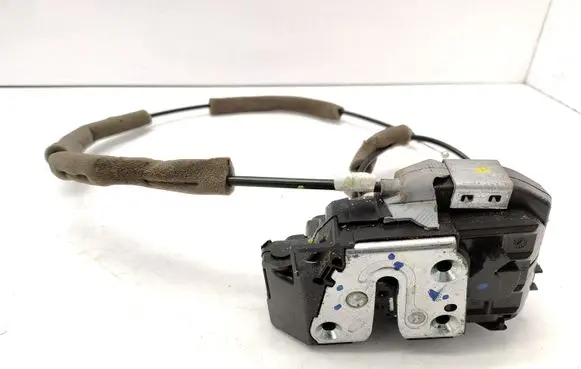 Nissan Navara D23 Rear door lock 0116