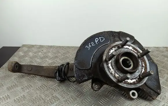 Jeep Grand Cherokee Front wheel hub