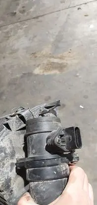 Mercedes-Benz ML W164 Mass air flow meter