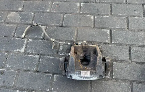 Ford S-MAX Front brake caliper E1GC2010LD