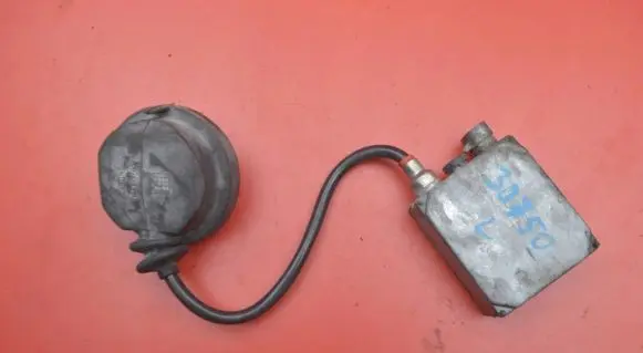 Volvo S40, V40 Voltage converter/converter module 30859759