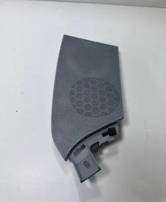 Renault Espace - Grand espace V High frequency speaker in the rear doors 682112036R