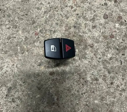 BMW 5 F10 F11 Hazard light switch 9161896
