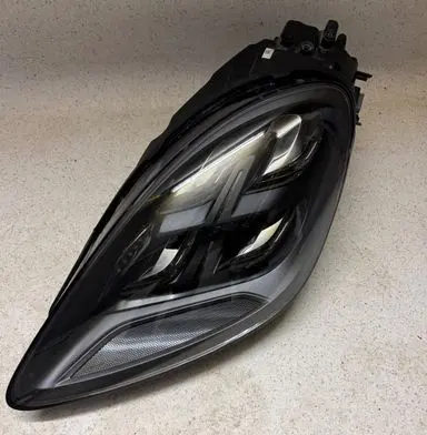 Porsche Cayenne (9Y0 9Y3) Headlight/headlamp 9Y0941035J 1EX01444701 1EA2296