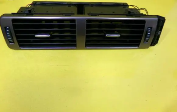 Audi A6 S6 C5 4B Dash center air vent grill 4B1820951