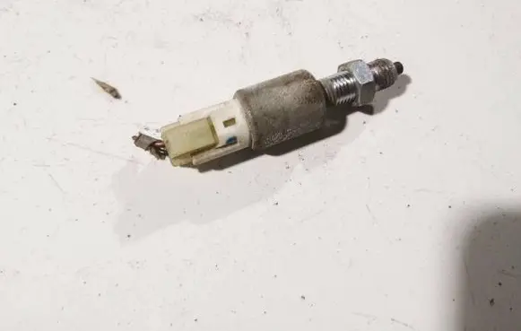 Honda FR-V Brake pedal sensor switch