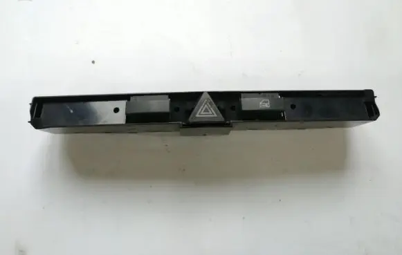 Opel Astra J Hazard light switch 13100105XF