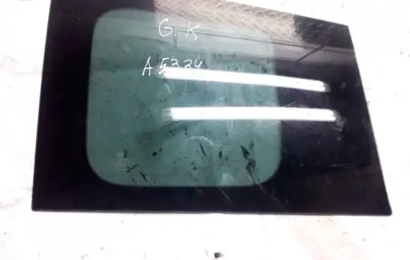 Mazda 5 Rear side window as3
