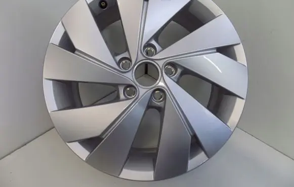 Volkswagen Golf VIII R17 alloy rim 5H0601025C